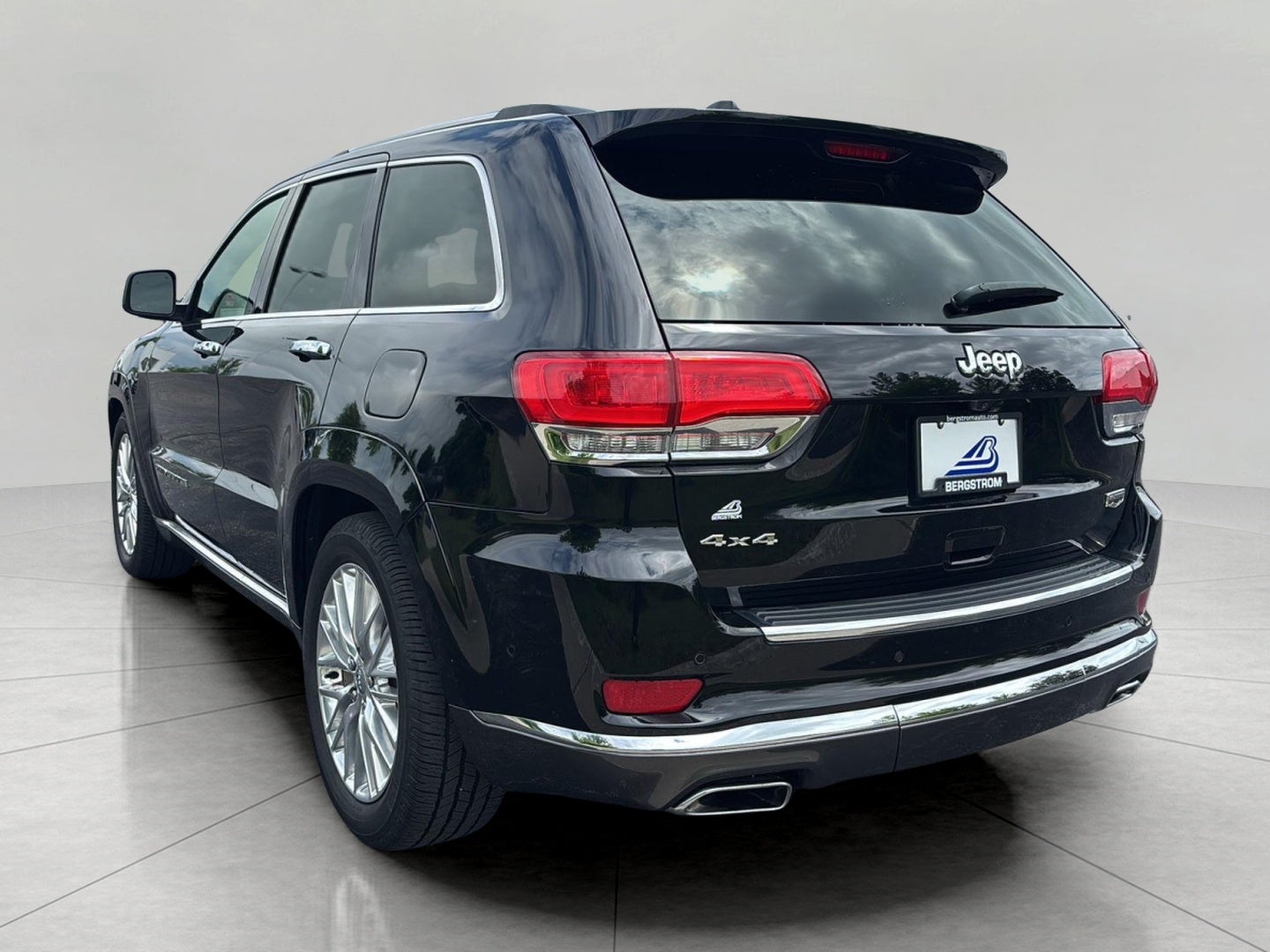 2017 Jeep Grand Cherokee Summit 4x4