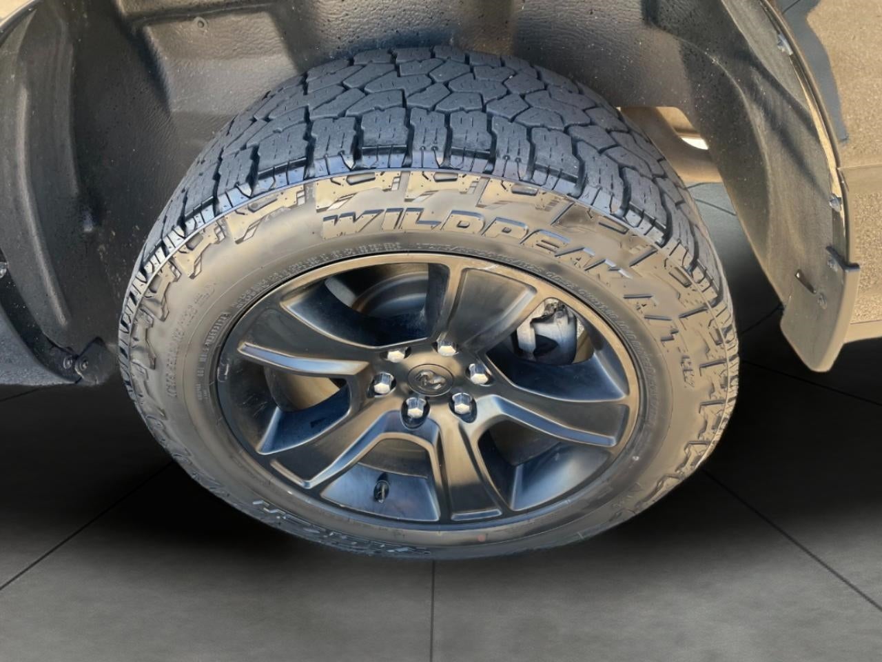 2023 RAM 1500 Lone Star 4x4 Crew Cab 5'7 Box