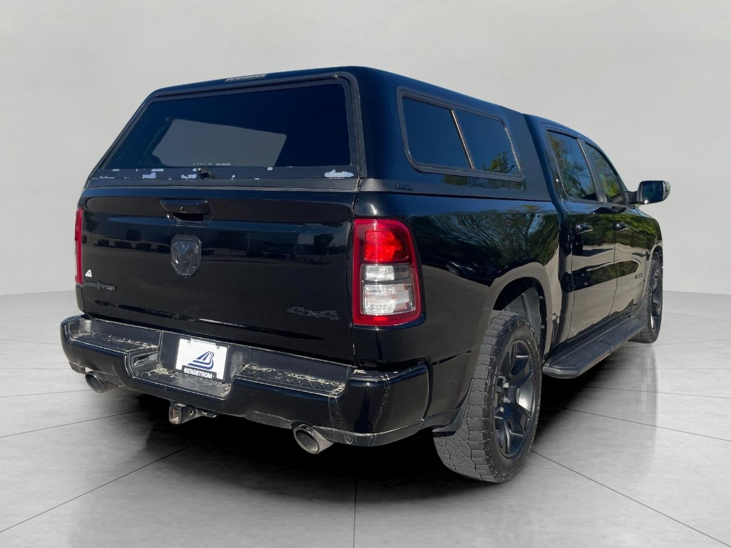 2023 RAM 1500 Lone Star 4x4 Crew Cab 5'7 Box