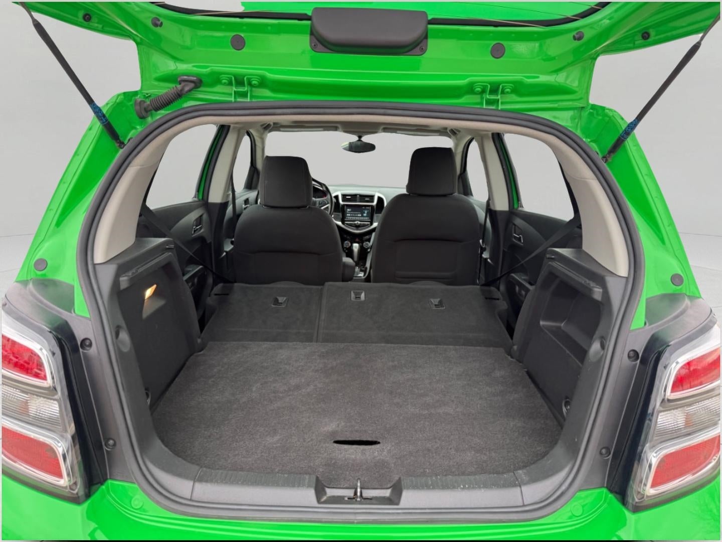 2017 Chevrolet Sonic 5dr HB Auto LT w/1SD