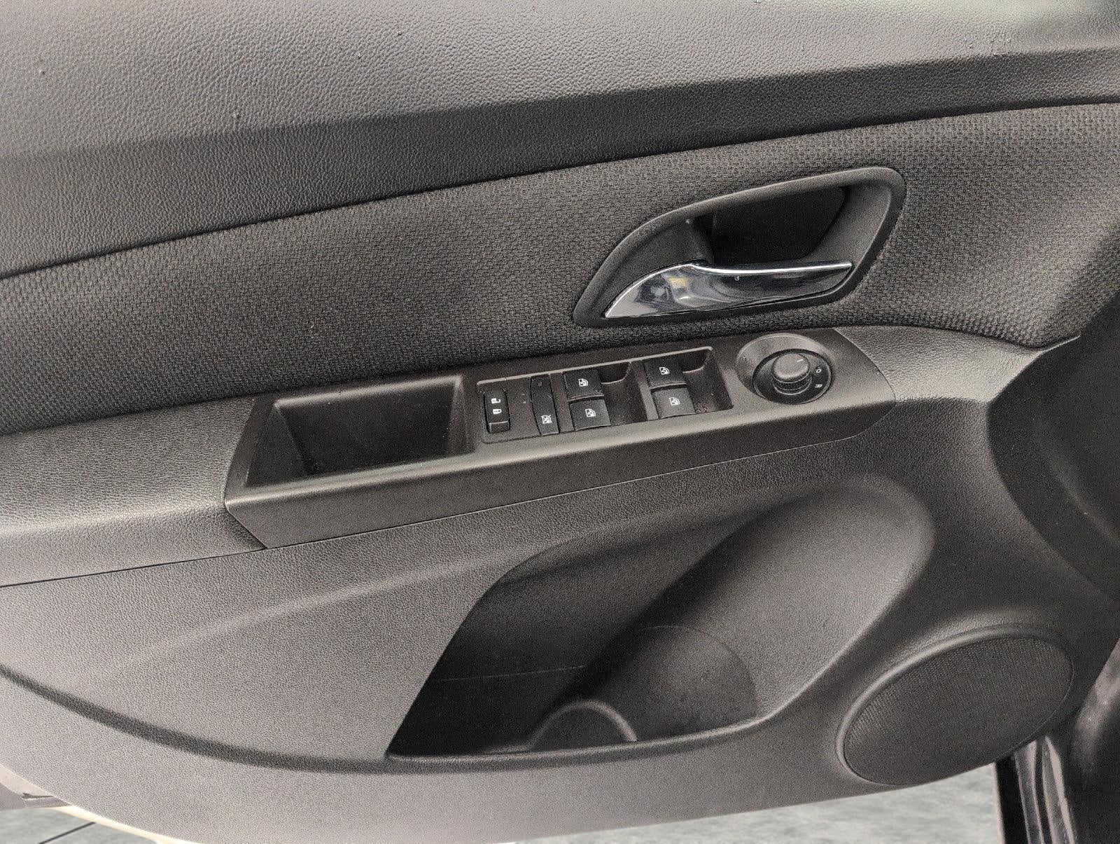 2015 Chevrolet Cruze 4dr Sdn Auto 1LT
