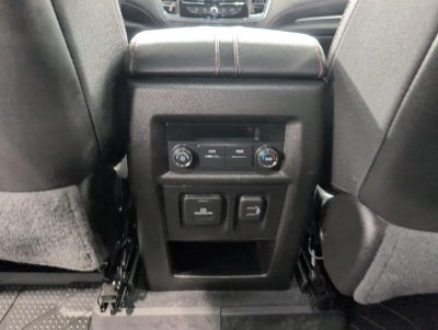 2023 Chevrolet Traverse AWD 4dr RS