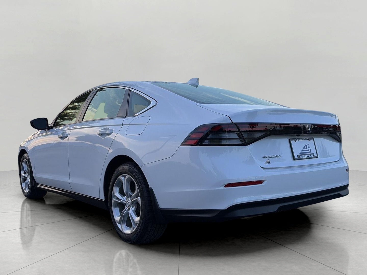 2023 Honda Accord Sedan LX CVT