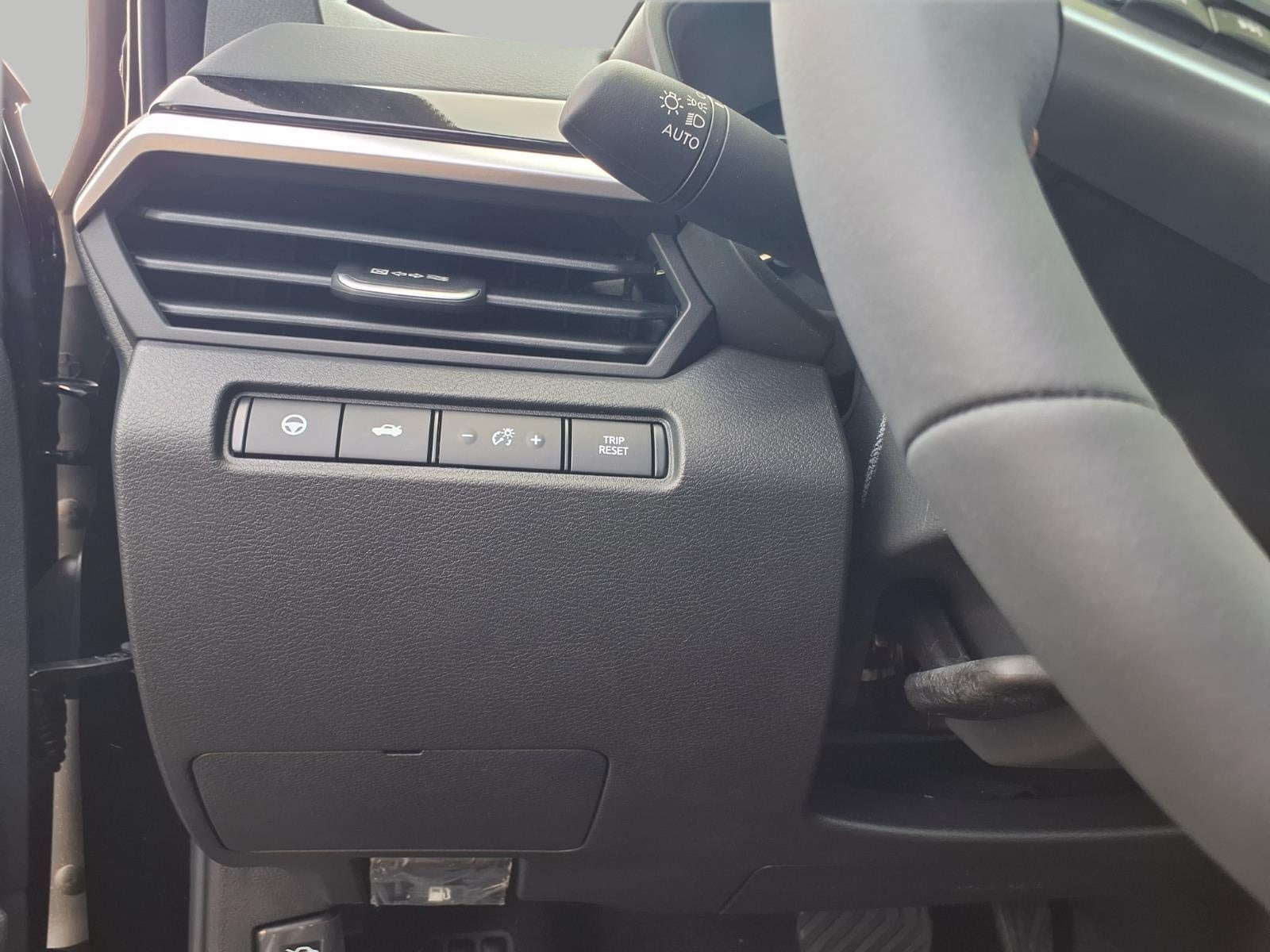 2026 Nissan Altima SR FWD