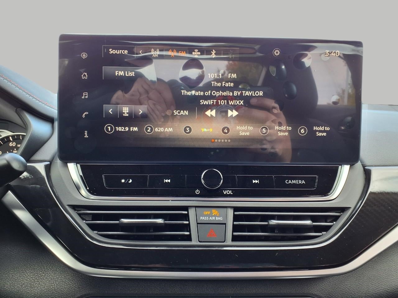 2025 Nissan Altima SR