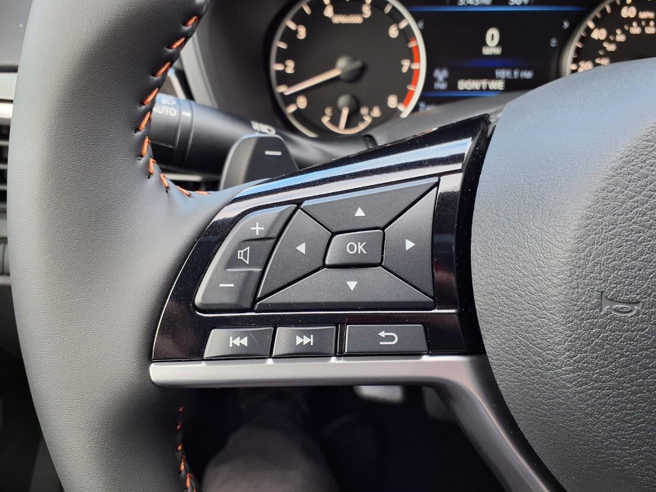 2025 Nissan Altima SR