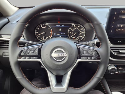 2025 Nissan Altima SR