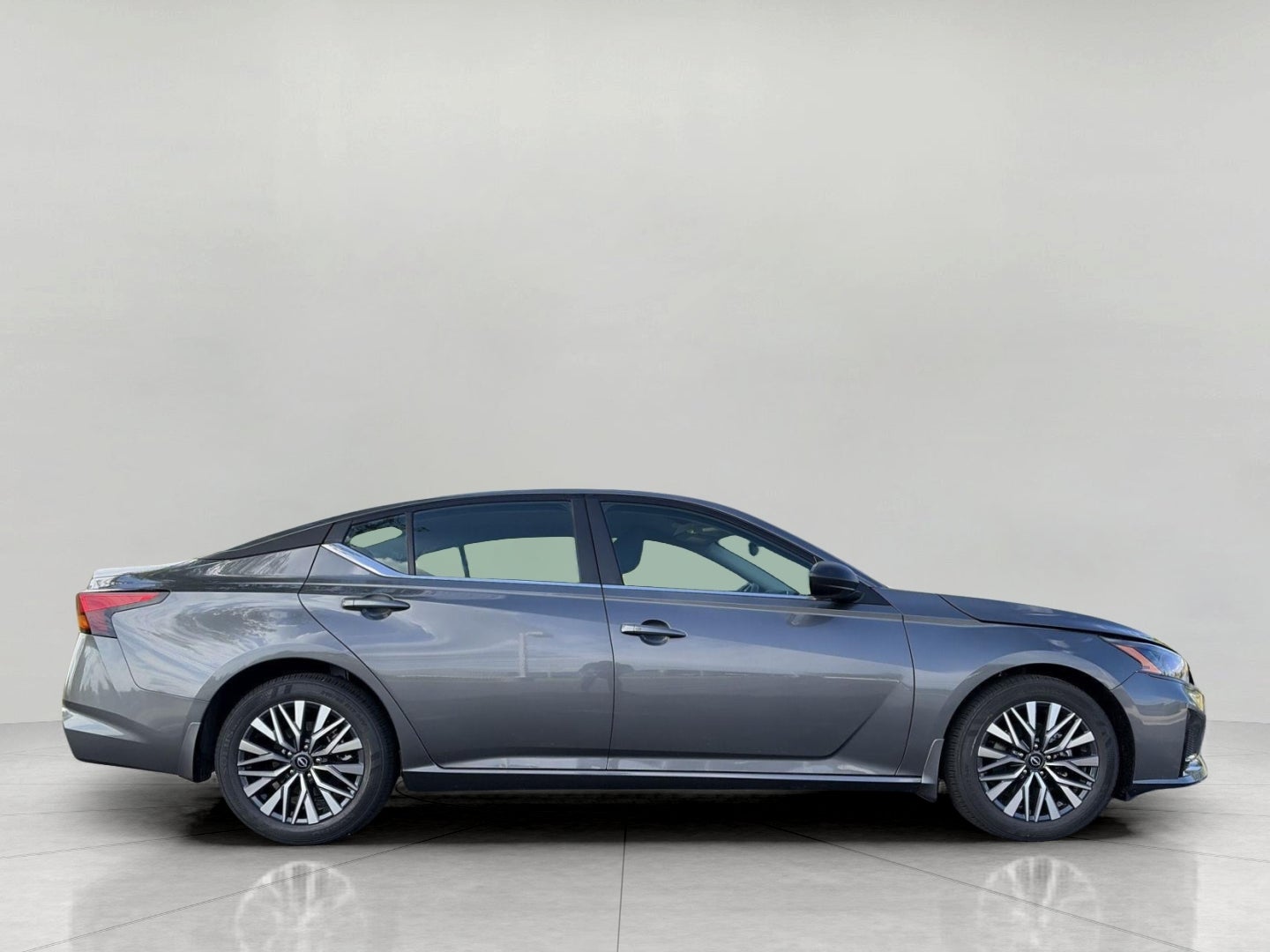 2026 Nissan Altima SV FWD