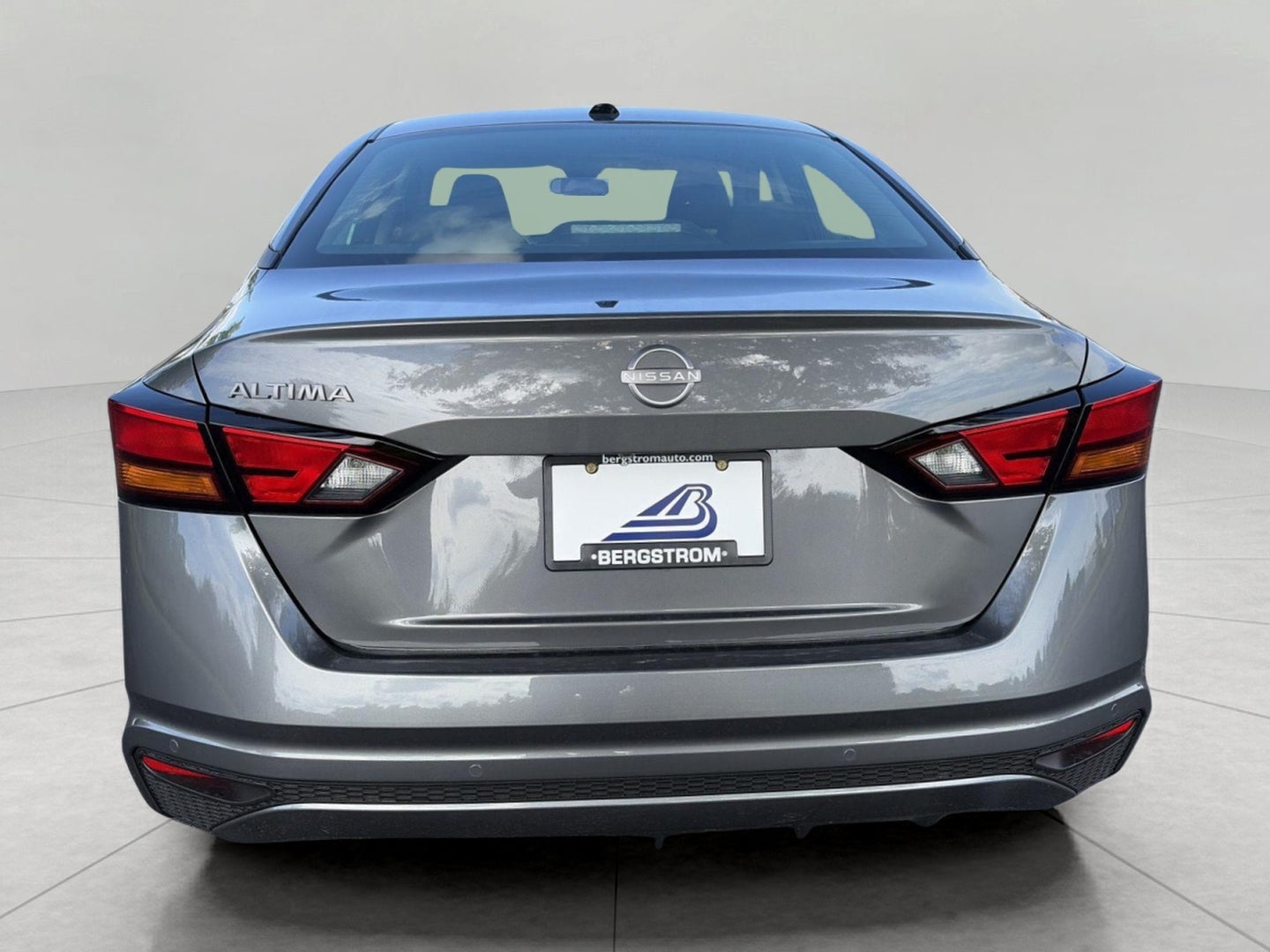 2026 Nissan Altima SV FWD