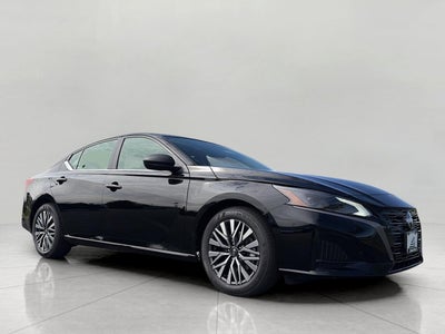 2026 Nissan Altima SV FWD