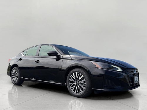 2026 Nissan Altima SV FWD