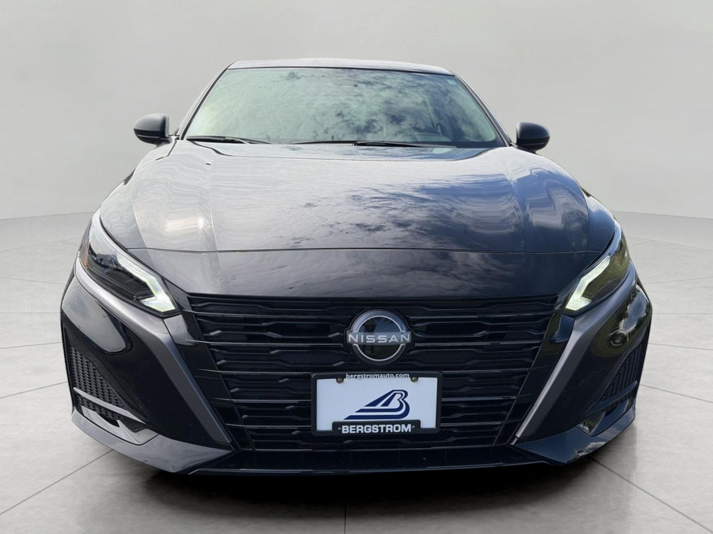 2026 Nissan Altima SV FWD