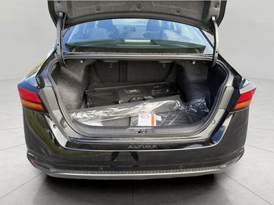 2026 Nissan Altima SV FWD