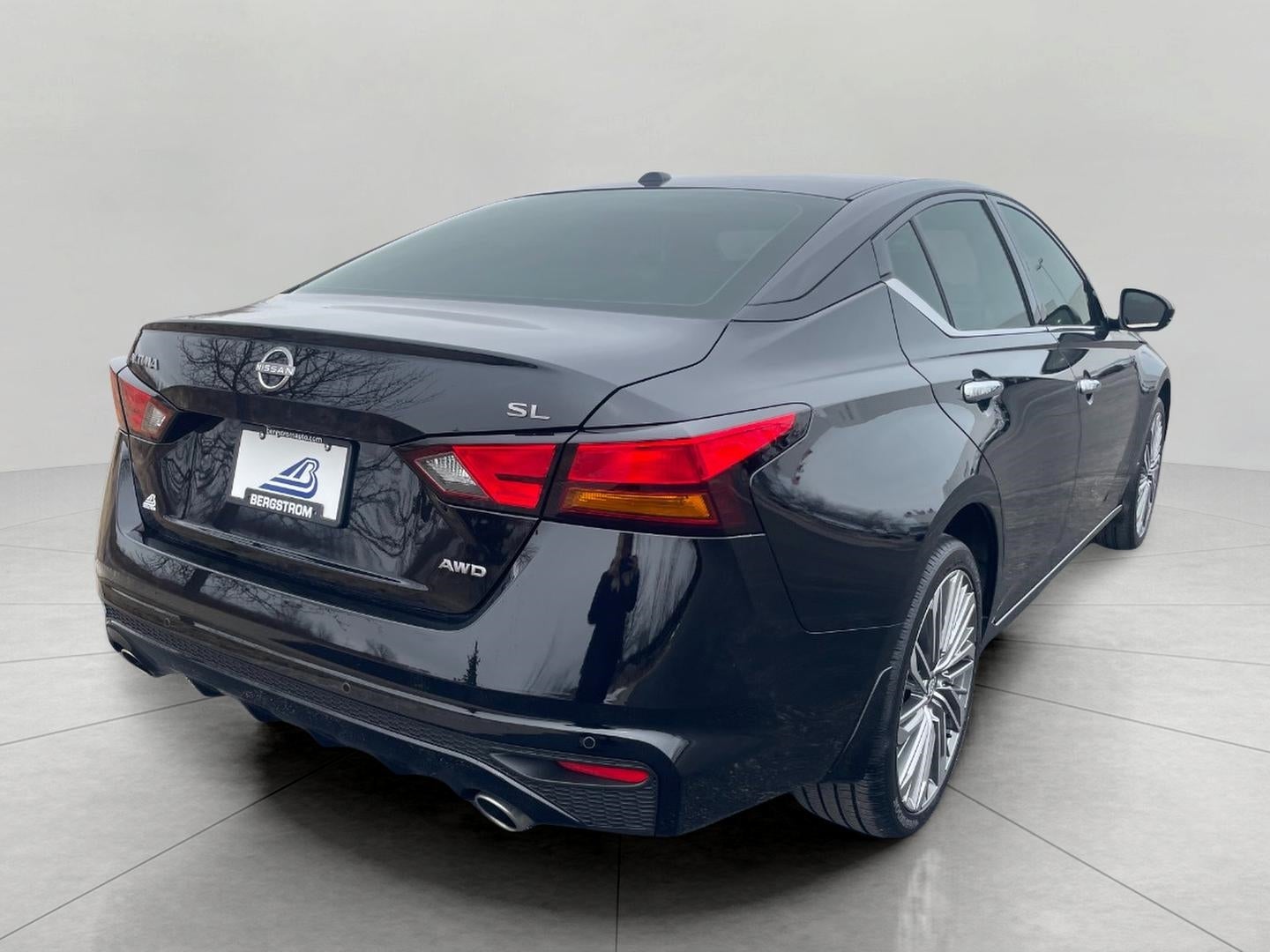 2025 Nissan Altima SL AWD