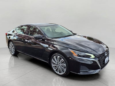 2025 Nissan Altima SL