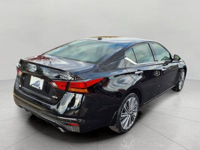 2025 Nissan Altima SL