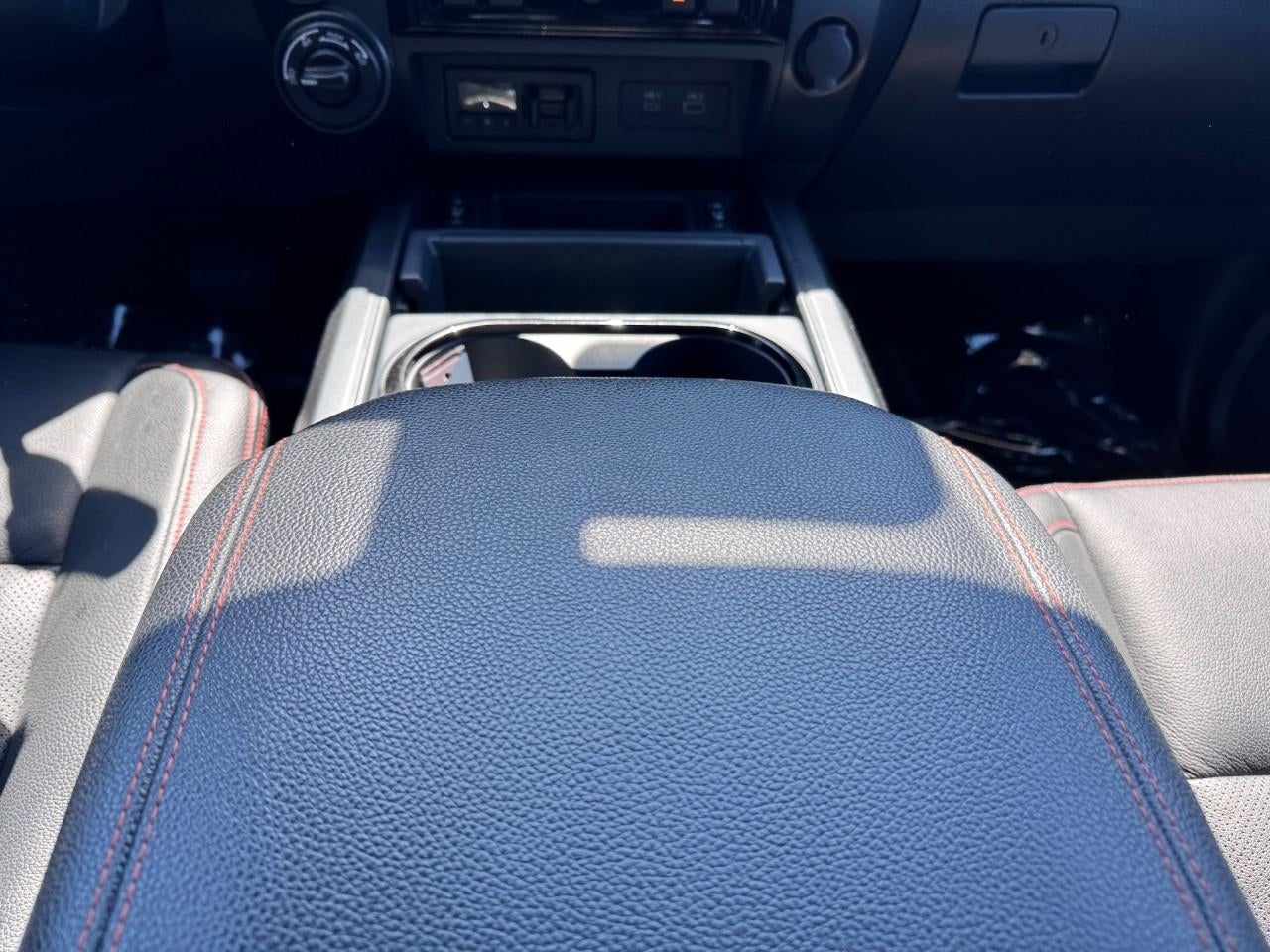 2023 Nissan TITAN CREW CAB