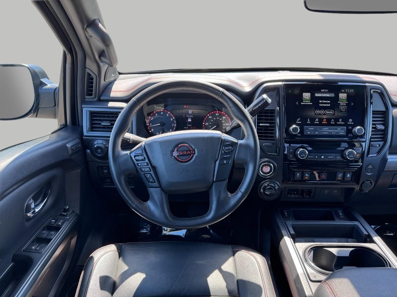 2023 Nissan TITAN CREW CAB