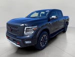 2023 Nissan TITAN CREW CAB