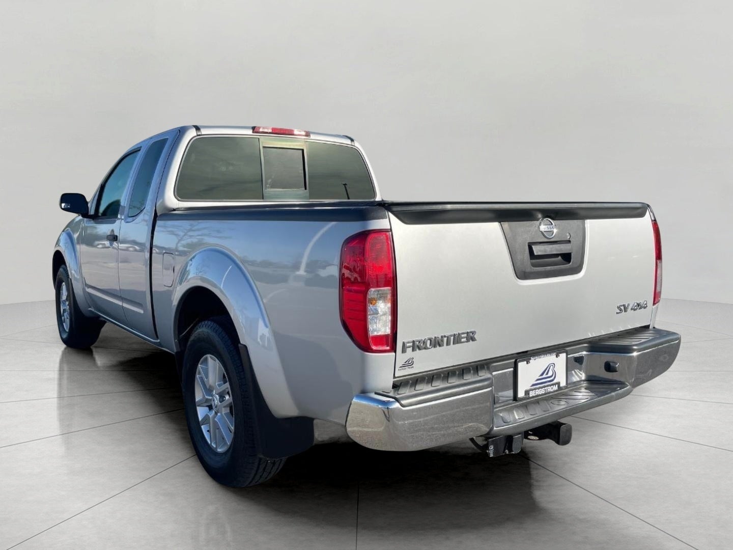2016 Nissan Frontier 4WD King Cab Auto SV