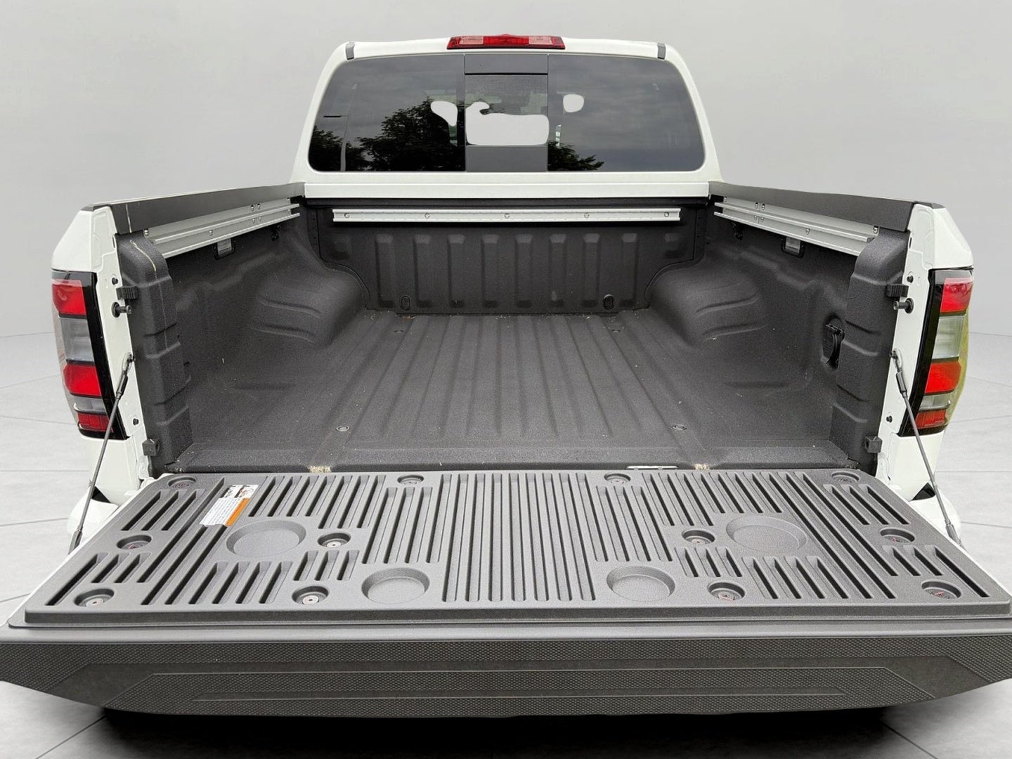 2026 Nissan Frontier Crew Cab 4x4 S