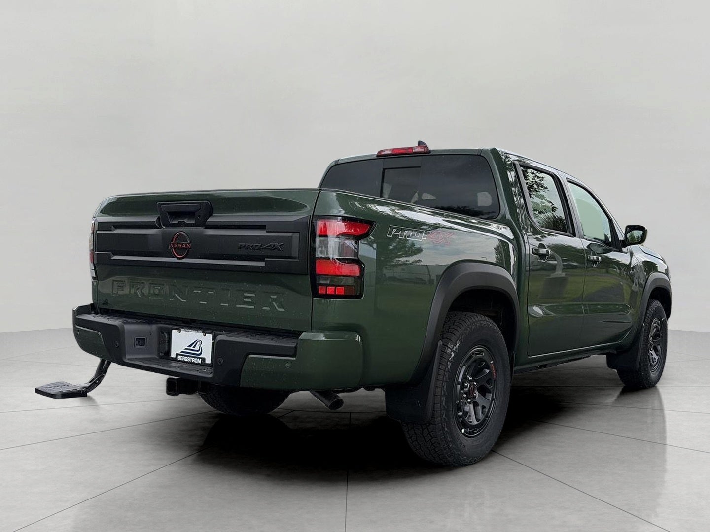 2026 Nissan Frontier Crew Cab 4x4 PRO-4X