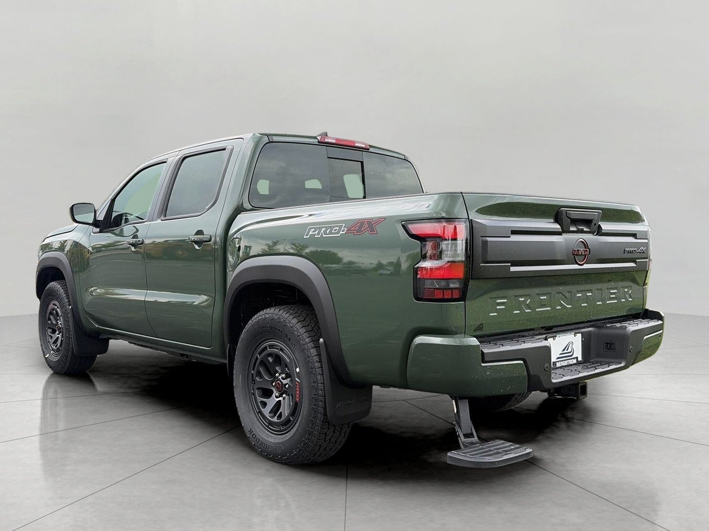2026 Nissan Frontier Crew Cab 4x4 PRO-4X
