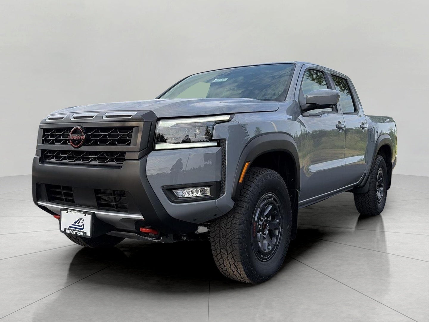 2026 Nissan Frontier Crew Cab 4x4 PRO-4X