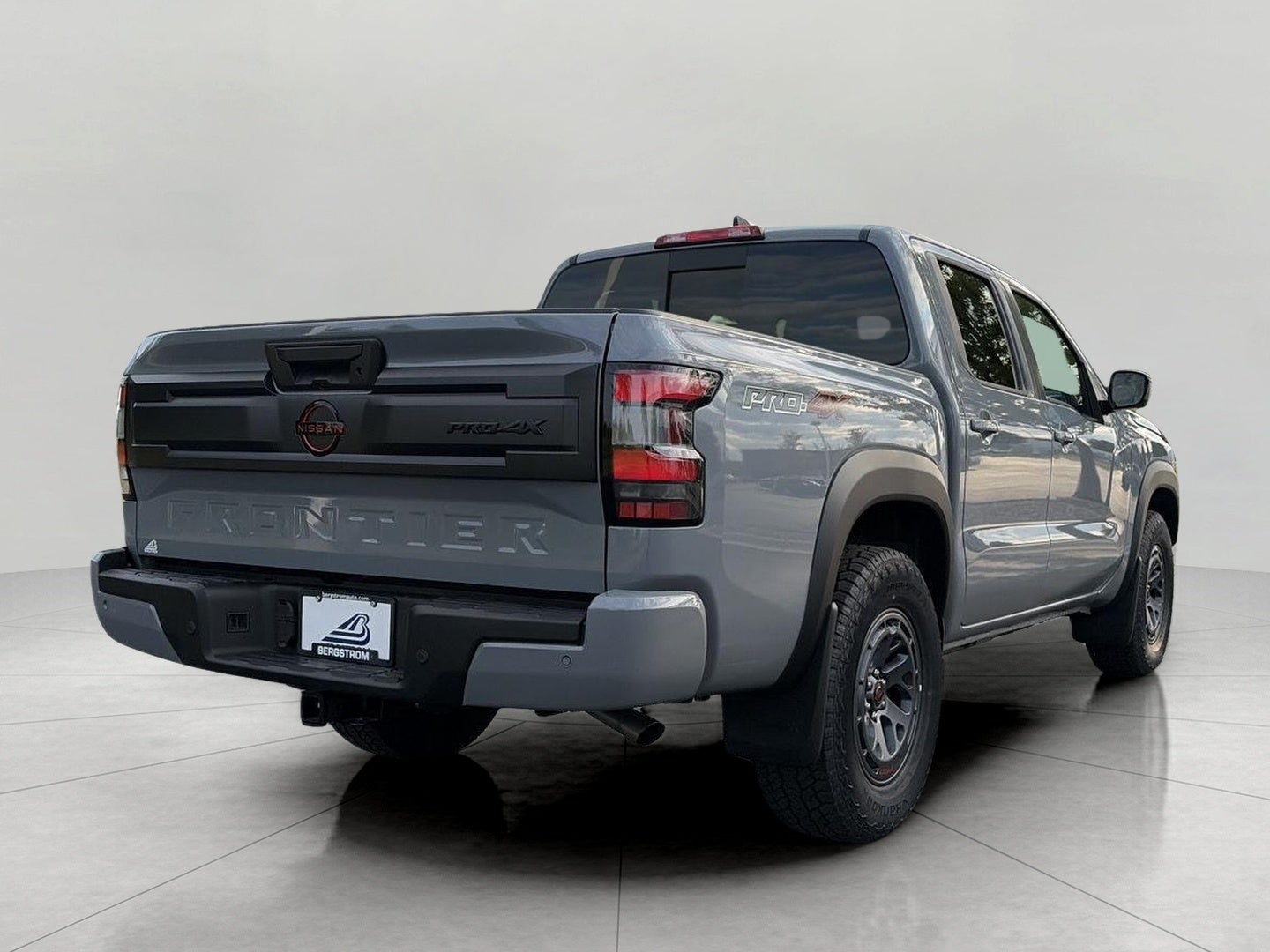 2026 Nissan Frontier Crew Cab 4x4 PRO-4X