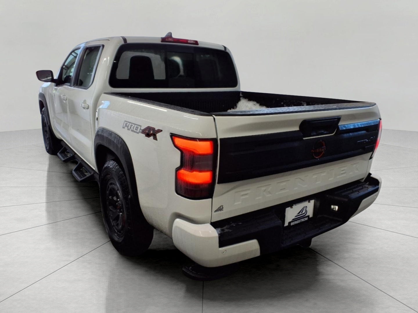 2026 Nissan Frontier Crew Cab 4x4 PRO-4X