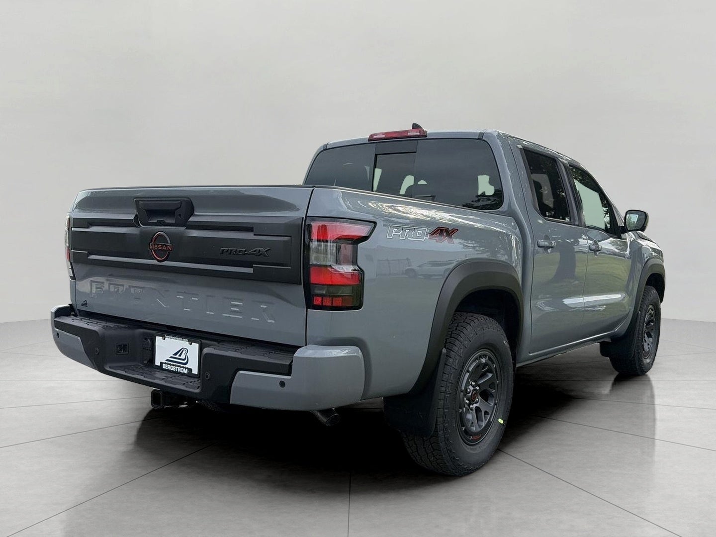 2026 Nissan Frontier Crew Cab 4x4 PRO-4X