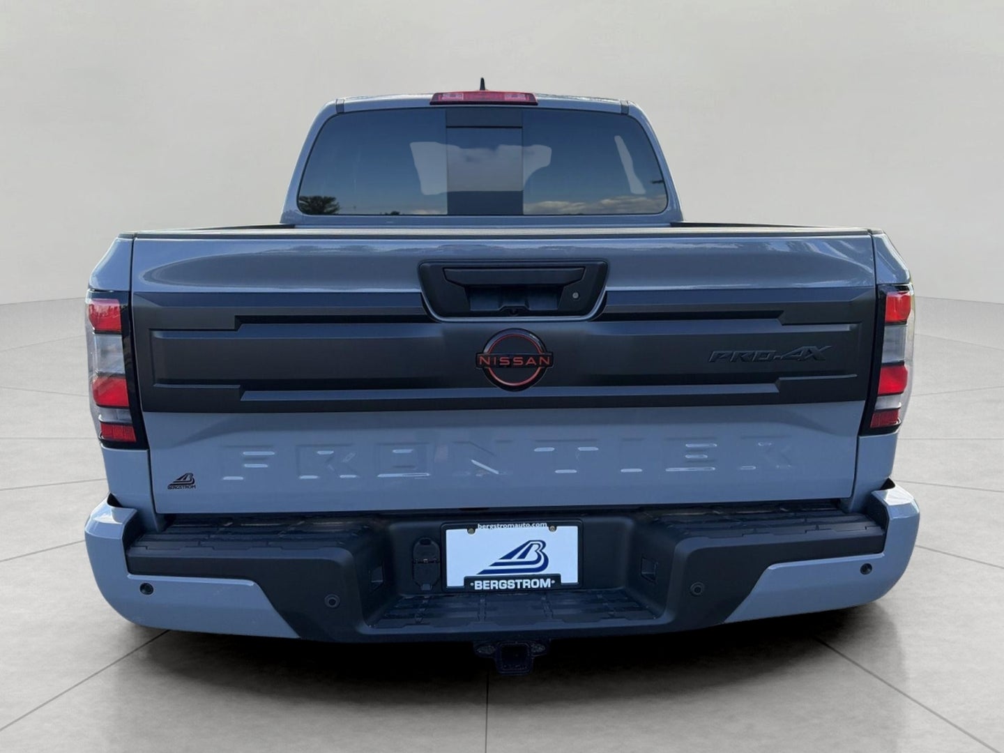 2027 Nissan Frontier Crew Cab 4x4 S