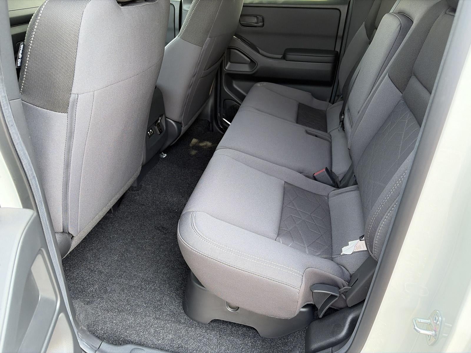 2026 Nissan Frontier Crew Cab 4x4 SV