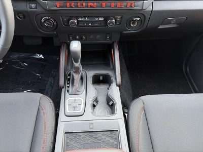 2026 Nissan Frontier Crew Cab 4x4 Long Bed SV