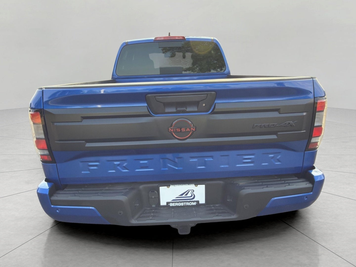 2026 Nissan Frontier Crew Cab 4x4 Long Bed SV