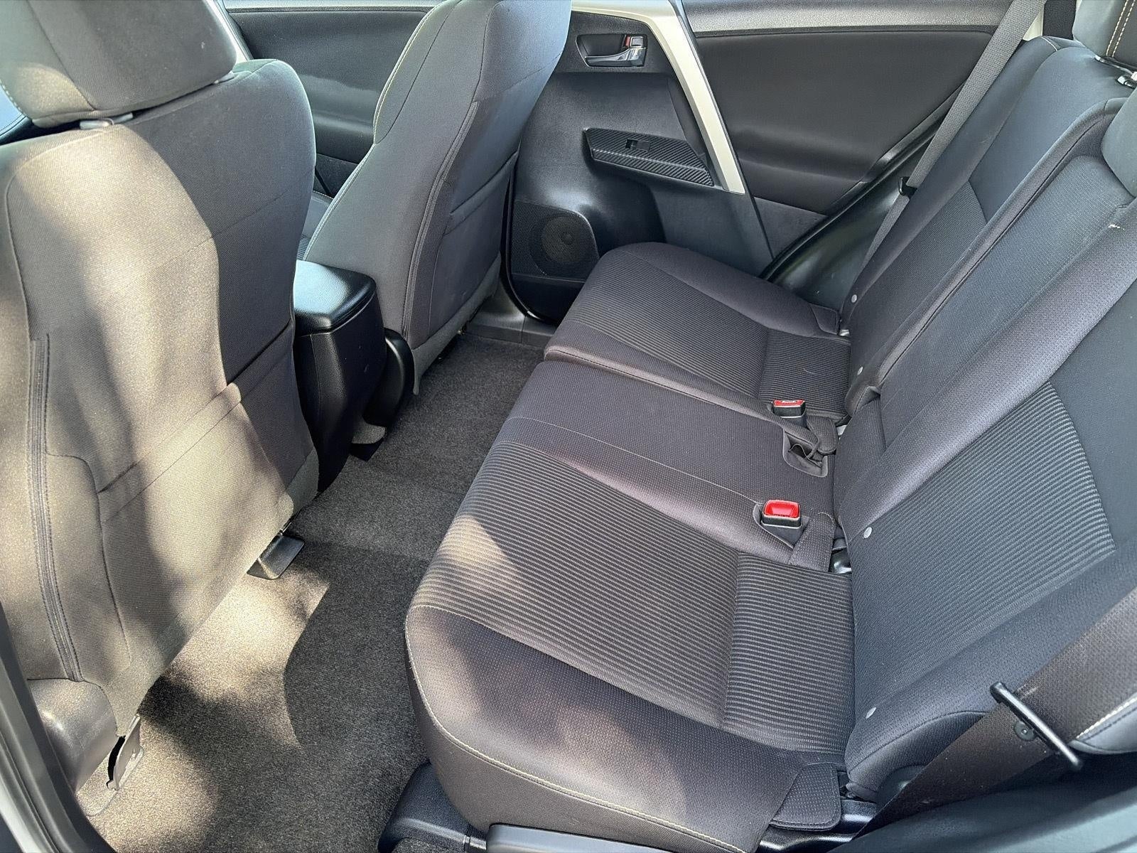 2015 Toyota RAV4 FWD 4dr XLE