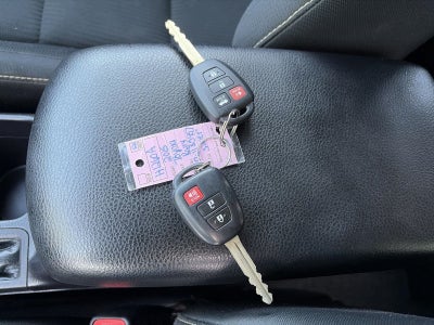 2015 Toyota RAV4 FWD 4dr XLE