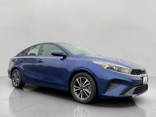 2024 Kia Forte LXS IVT