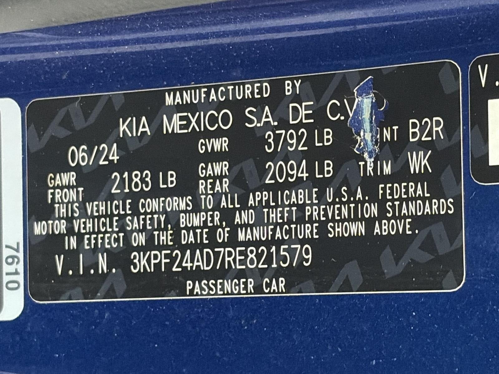 2024 Kia Forte LXS IVT