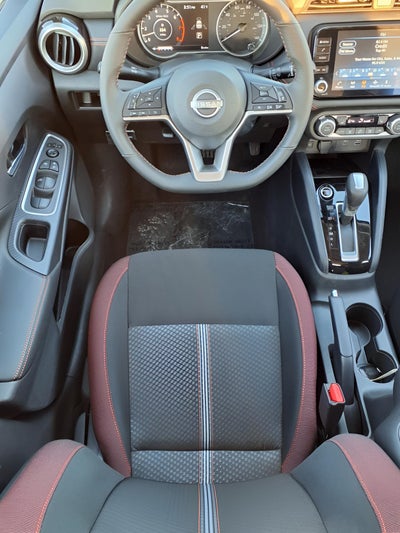 2025 Nissan Versa SR