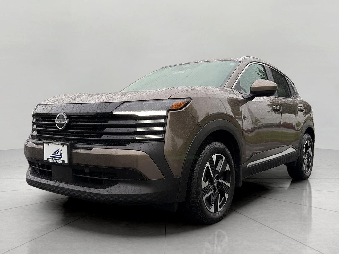 2025 Nissan Kicks SV AWD