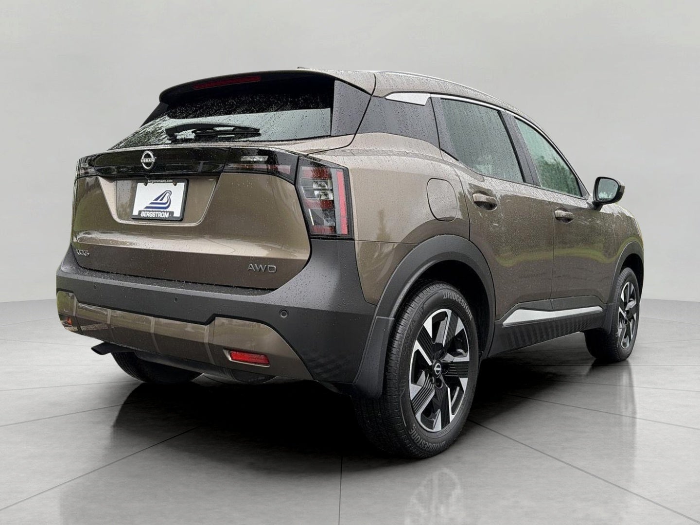 2025 Nissan Kicks SV AWD