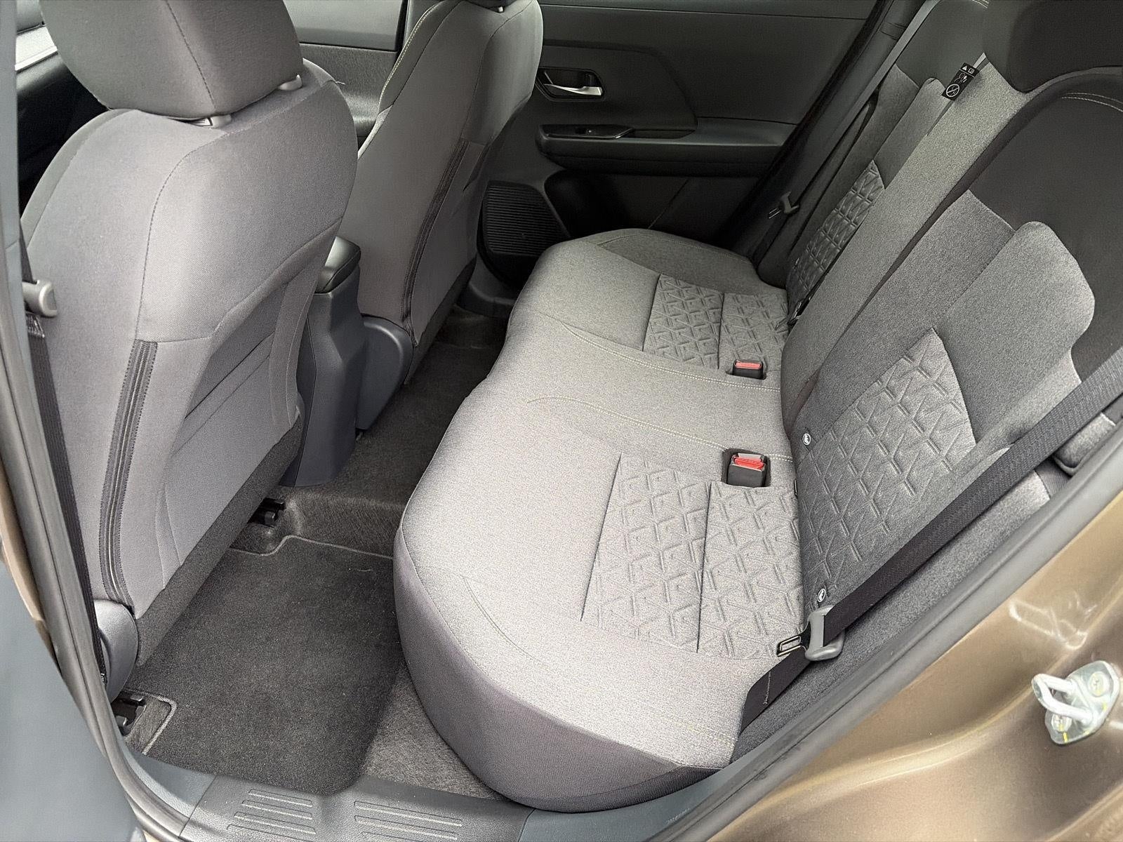 2025 Nissan Kicks SV AWD