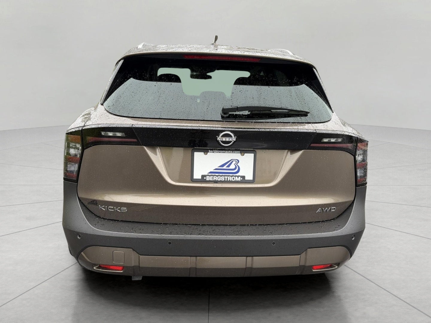 2025 Nissan Kicks SV AWD