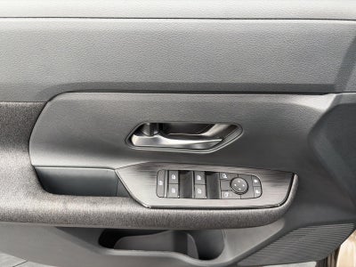 2025 Nissan Kicks SV AWD