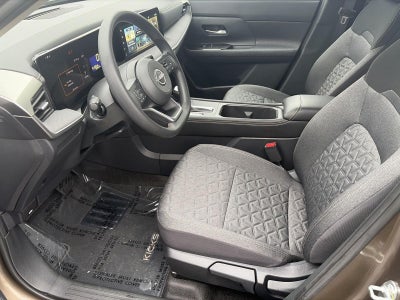 2025 Nissan Kicks SV AWD