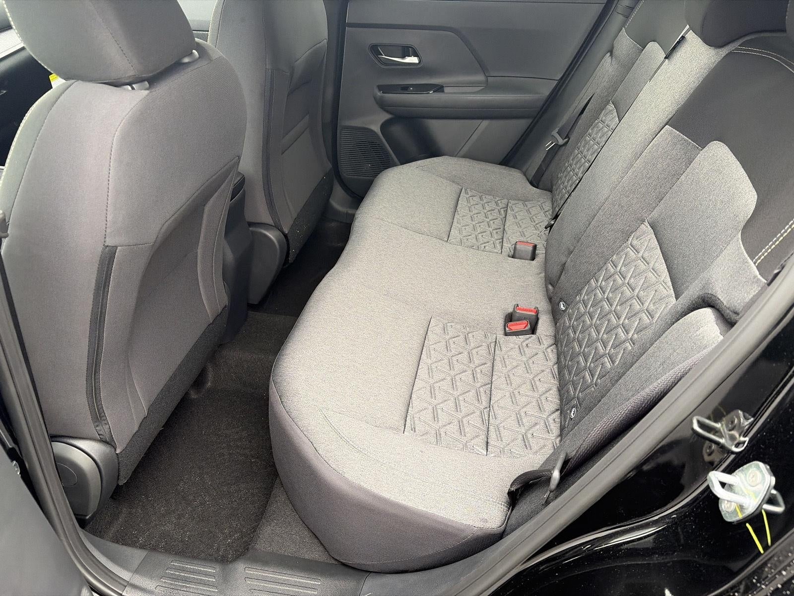 2027 Nissan Kicks SV AWD