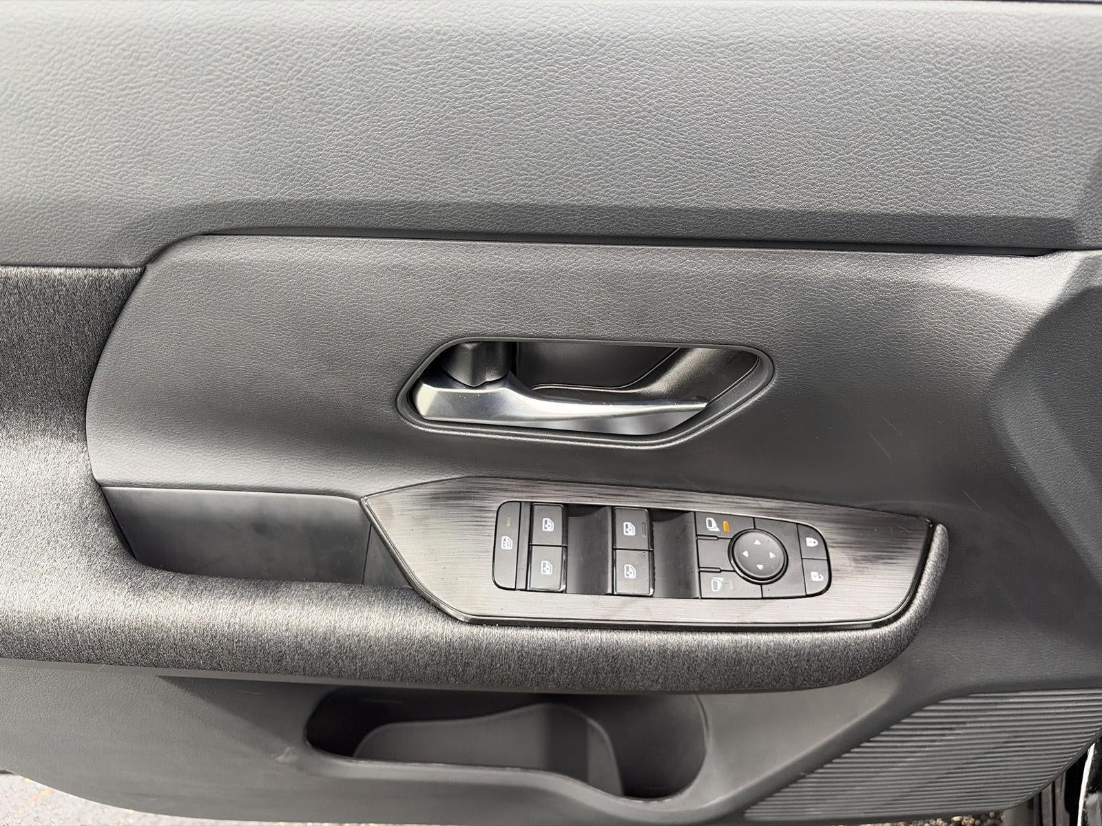 2027 Nissan Kicks SV AWD