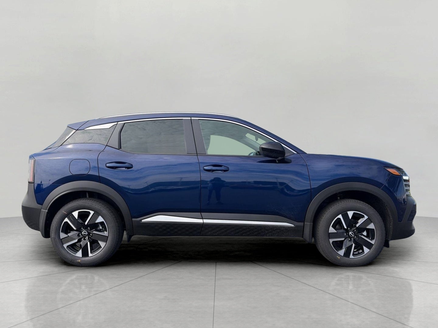 2027 Nissan Kicks SV AWD