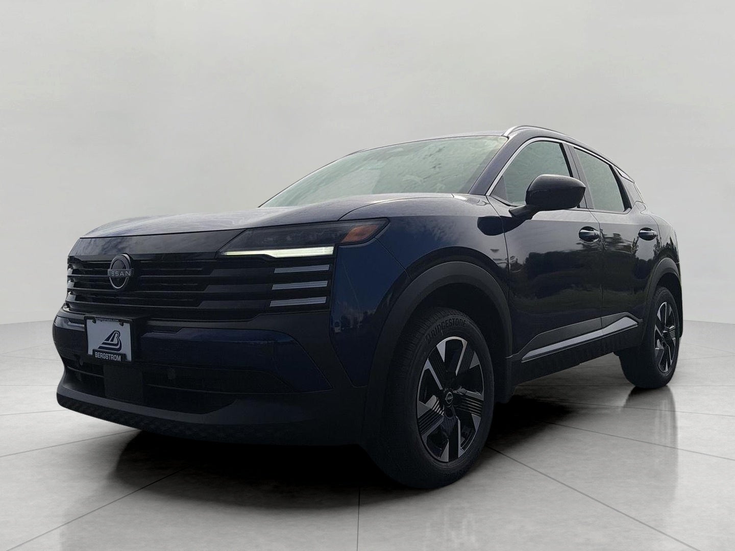 2027 Nissan Kicks SV AWD